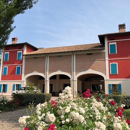 Via D' Este 8 Gualtieri Bagian luar foto