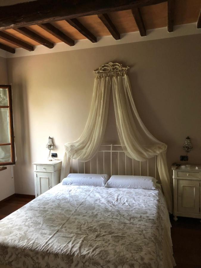 Via D' Este 8 Gualtieri Bagian luar foto